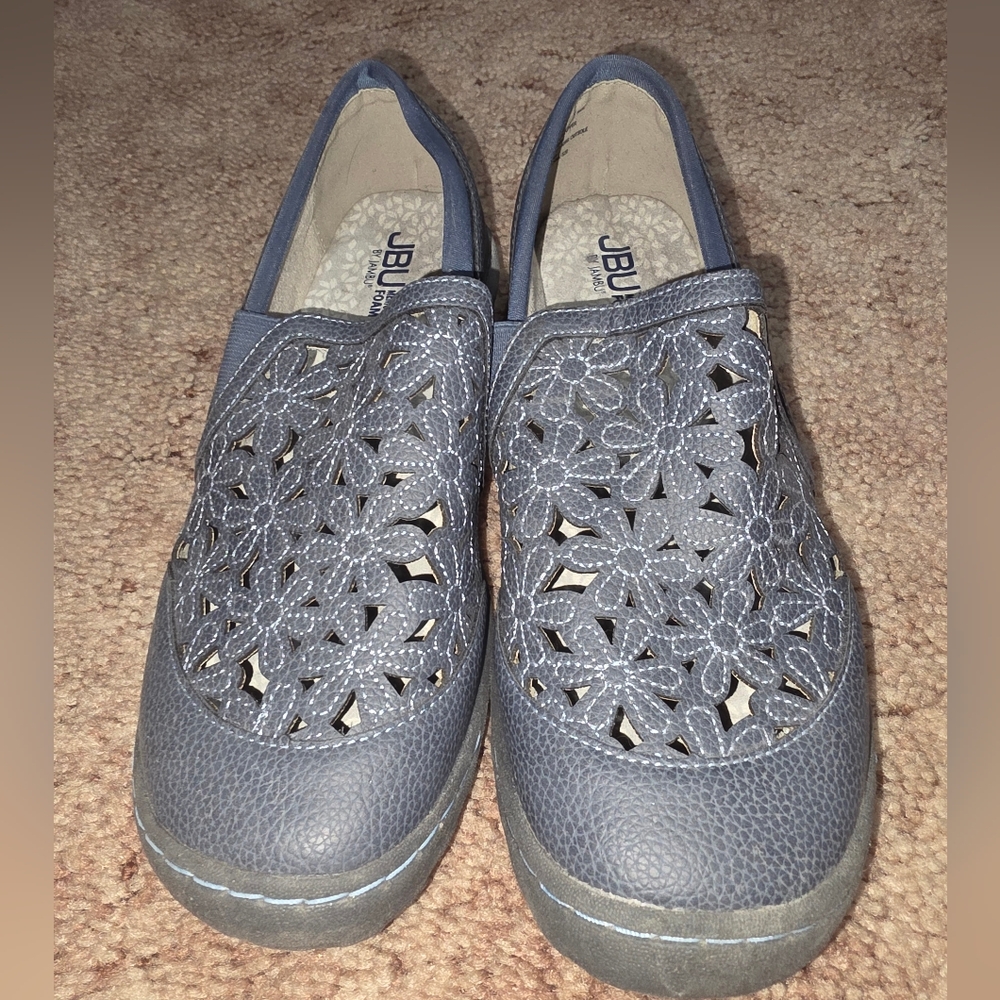 JBU Women's Floral Cut-Out Blue Loafers